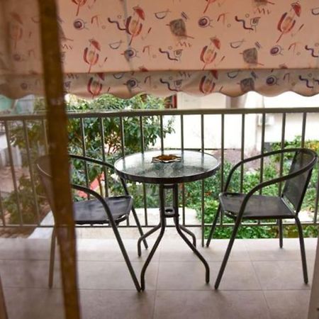 Ομορφο Διαμερισμα Apartment Atena Exterior foto