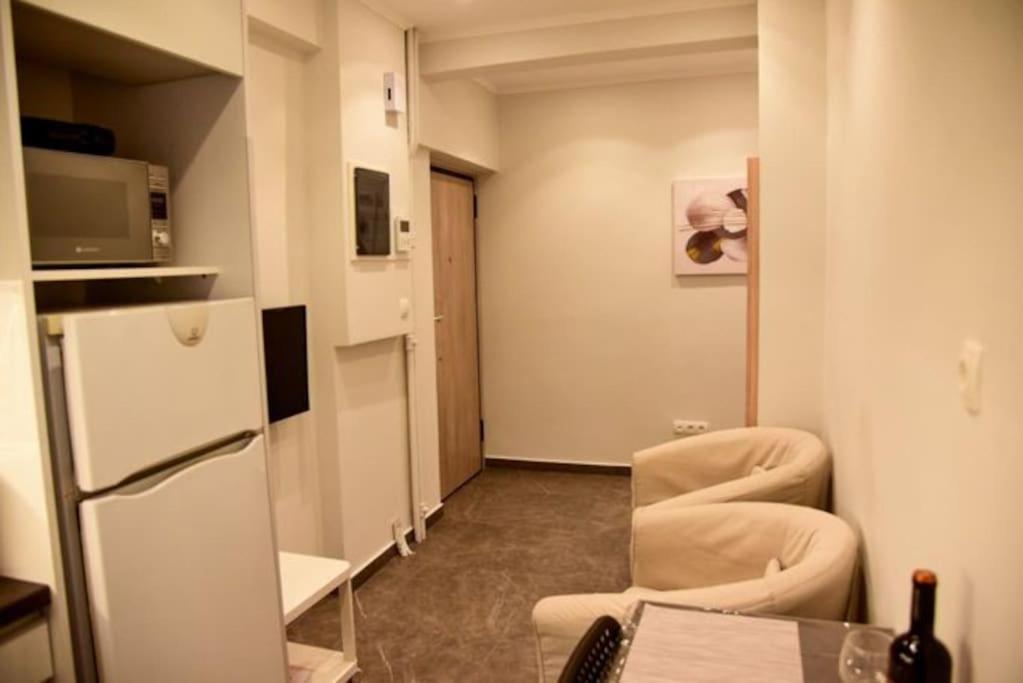 Ομορφο Διαμερισμα Apartment Atena Exterior foto