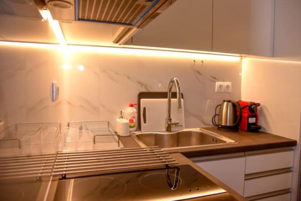 Ομορφο Διαμερισμα Apartment Atena Exterior foto