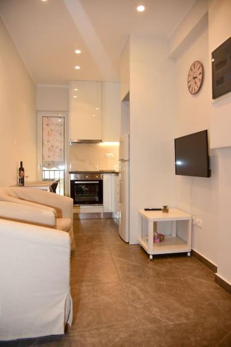 Ομορφο Διαμερισμα Apartment Atena Exterior foto